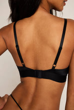 Load image into Gallery viewer, Glacé Triangle Bra in Black