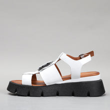 Load image into Gallery viewer, LE SANSA - HINDI - White/Black Sole