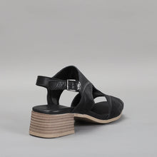 Load image into Gallery viewer, LE SANSA - Lata - Black
