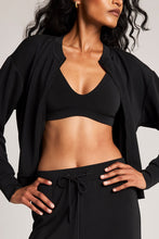 Load image into Gallery viewer, Airis Scoop Bra in Black