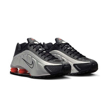 Load image into Gallery viewer, Nike Shox R4 "Metallic Silver"