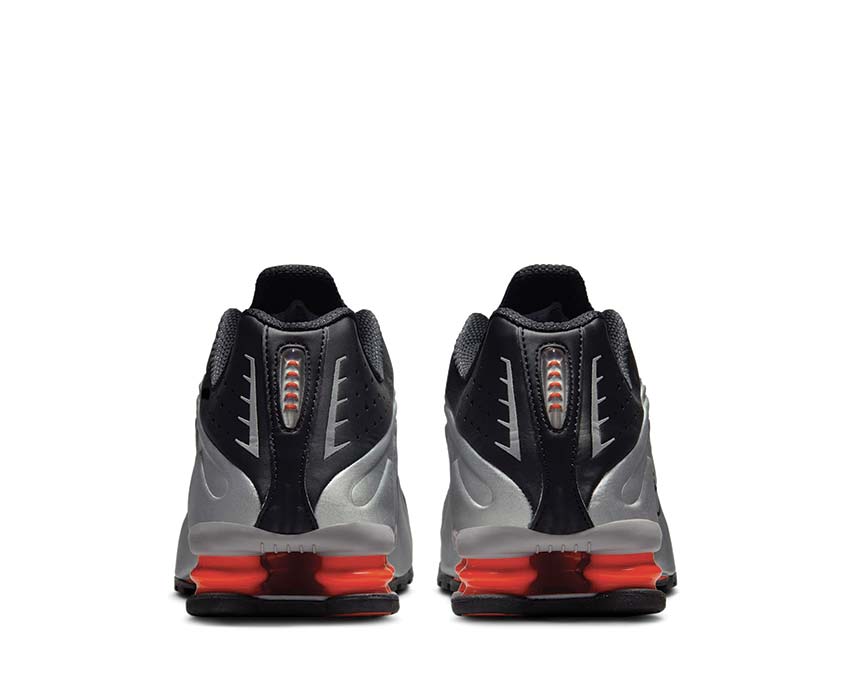 Nike Shox R4 "Metallic Silver"