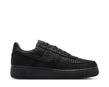 Load image into Gallery viewer, Nike Air Force 1 '07 Low SE W "Valentine’s Day"
