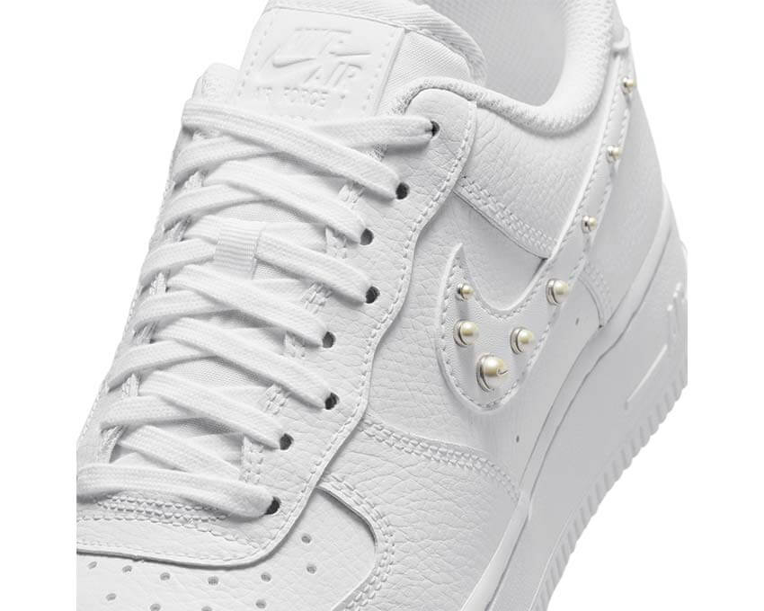 Nike Air Force 1 '07 W "Pearl Swoosh"