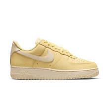 Load image into Gallery viewer, Nike Air Force 1 Retro Prm W "Soft Yellow"