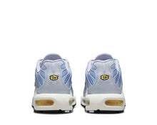 Load image into Gallery viewer, Nike Air Max Plus W "Ghost"