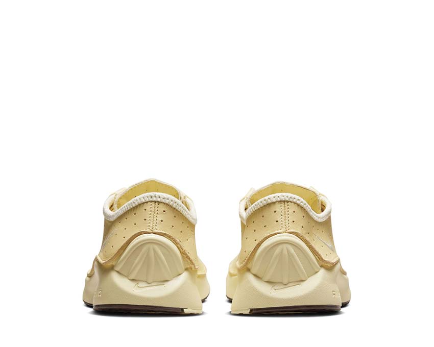 Nike Air Superfly W "Soft Yellow"