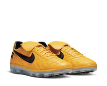 Load image into Gallery viewer, Nike Cryoshot Tiempo '94 x Canada x NOCTA