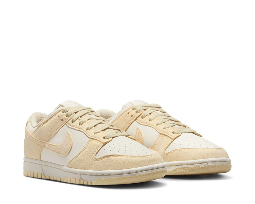 Nike Dunk Low "Pale Ivory"
