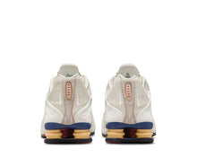Load image into Gallery viewer, Nike Shox R4 PRM "Design by Korea"
