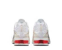 Load image into Gallery viewer, Nike Shox R4 W "White Phantom"