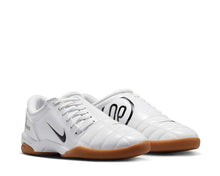 Load image into Gallery viewer, Nike Total 90 W "White"