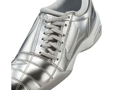 Load image into Gallery viewer, Nike Total 90 W "Metallic Platinum"