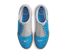 Load image into Gallery viewer, Nike Total 90 "University Blue"