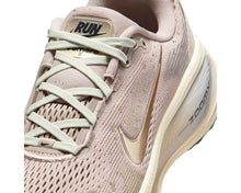 Load image into Gallery viewer, Nike Vomero 18 SE W "Cream II"