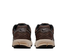 Load image into Gallery viewer, Nike Zoom Vomero 5 W "Baroque Brown"