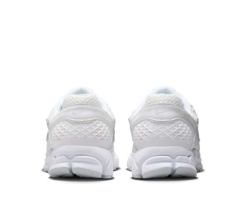 Nike Zoom Vomero 5 "Chrome"