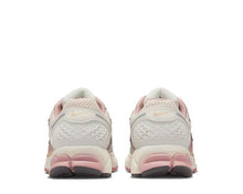 Load image into Gallery viewer, Nike Zoom Vomero 5 W "Particle Pink"