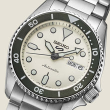 Load image into Gallery viewer, Seiko 5 Sports SKX Automatic Cream Dial Silver Steel Strap Watch For Men - SRPK31K1