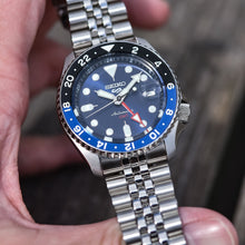 Load image into Gallery viewer, Seiko 5 Sports GMT SKX Automatic Blueberry Dial Silver Steel Strap Watch For Men - SSK003K1