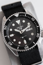 Load image into Gallery viewer, Seiko 5 Sports SKX Automatic Black Dial Black NATO Strap Watch For Men - SRPD55K3