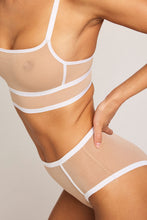 Load image into Gallery viewer, Sieve High Brief in Buff + White