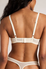 Load image into Gallery viewer, Sieve Dipped Thong in Cream