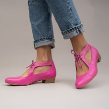 Load image into Gallery viewer, LE SANSA - Boss - Hot Pink