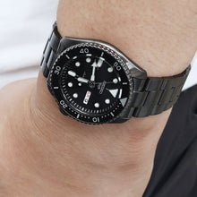 Load image into Gallery viewer, Seiko 5 Sports Automatic Black Dial Black Steel Strap Watch For Men - SRPD65K1