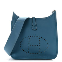 Load image into Gallery viewer, Taurillon Clemence EVELYNE III PM Blue Jean