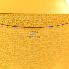 Load image into Gallery viewer, Chevre Mysore Constance 18 Jaune De Naples