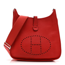 Load image into Gallery viewer, Taurillon Clemence Evelyne III GM Rouge Pivoine