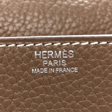 Load image into Gallery viewer, Taurillon Clemence Steve Pochette Etoupe