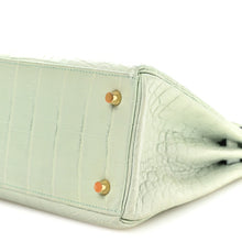 Load image into Gallery viewer, Matte Alligator Kelly Retourne 28 Vert D'eau