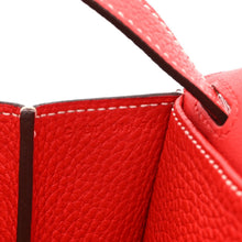 Load image into Gallery viewer, Taurillon Clemence Halzan 31 GM Rouge Casaque Vermillion