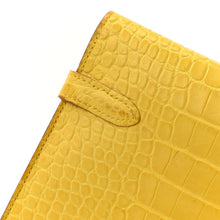 Load image into Gallery viewer, Matte Alligator Kelly Longue Wallet Mimosa