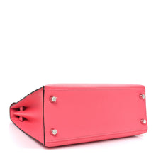 Load image into Gallery viewer, Chevre Chandra Kelly Sellier 25 Rose Lipstick