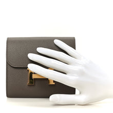 Load image into Gallery viewer, Epsom Constance Short Wallet Etain