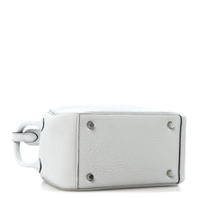Load image into Gallery viewer, Taurillon Clemence Mini Lindy 20 Bleu Pale