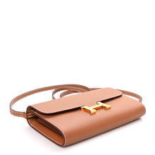 Load image into Gallery viewer, Evercolor Constance Wallet To Go Gold