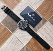 Load image into Gallery viewer, Tag Heuer Formula 1 Black Dial Watch for Men - CAZ1011.FT8024