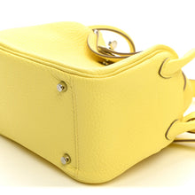 Load image into Gallery viewer, Taurillon Clemence Mini Lindy 20 Limoncello