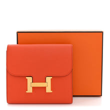 Load image into Gallery viewer, Epsom Constance Short Wallet Feu