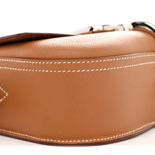 Load image into Gallery viewer, Epsom Della Cavalleria Elan Gold