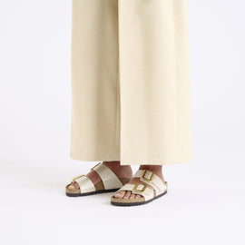 Sydney Cushion Buckle