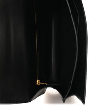 Load image into Gallery viewer, Epsom Constance 24 Black