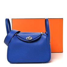 Load image into Gallery viewer, Taurillon Clemence Mini Lindy 20 Bleu Electrique