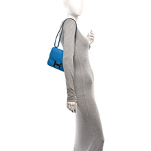 Load image into Gallery viewer, Swift Constance 18 Bleu Frida