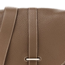Load image into Gallery viewer, Taurillon Clemence Steve Pochette Etoupe