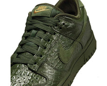 Load image into Gallery viewer, Nike Dunk Low W "Crocodile Green"